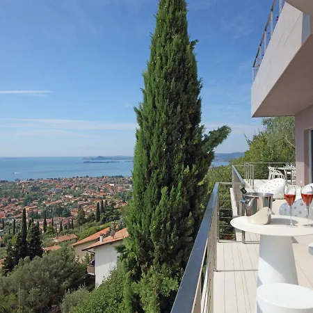 Le Valli Sleeps 11 With Pool Air Con And Wifi Villa