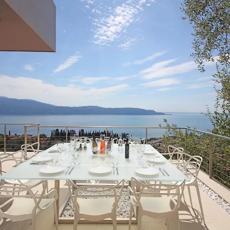 Le Valli Sleeps 11 With Pool Air Con And Wifi Villa
