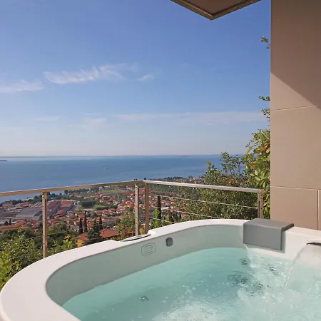 Villa Le Valli Sleeps 11 With Pool Air Con And Wifi *